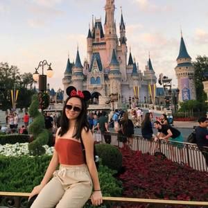 Meet your Posher, Zoe